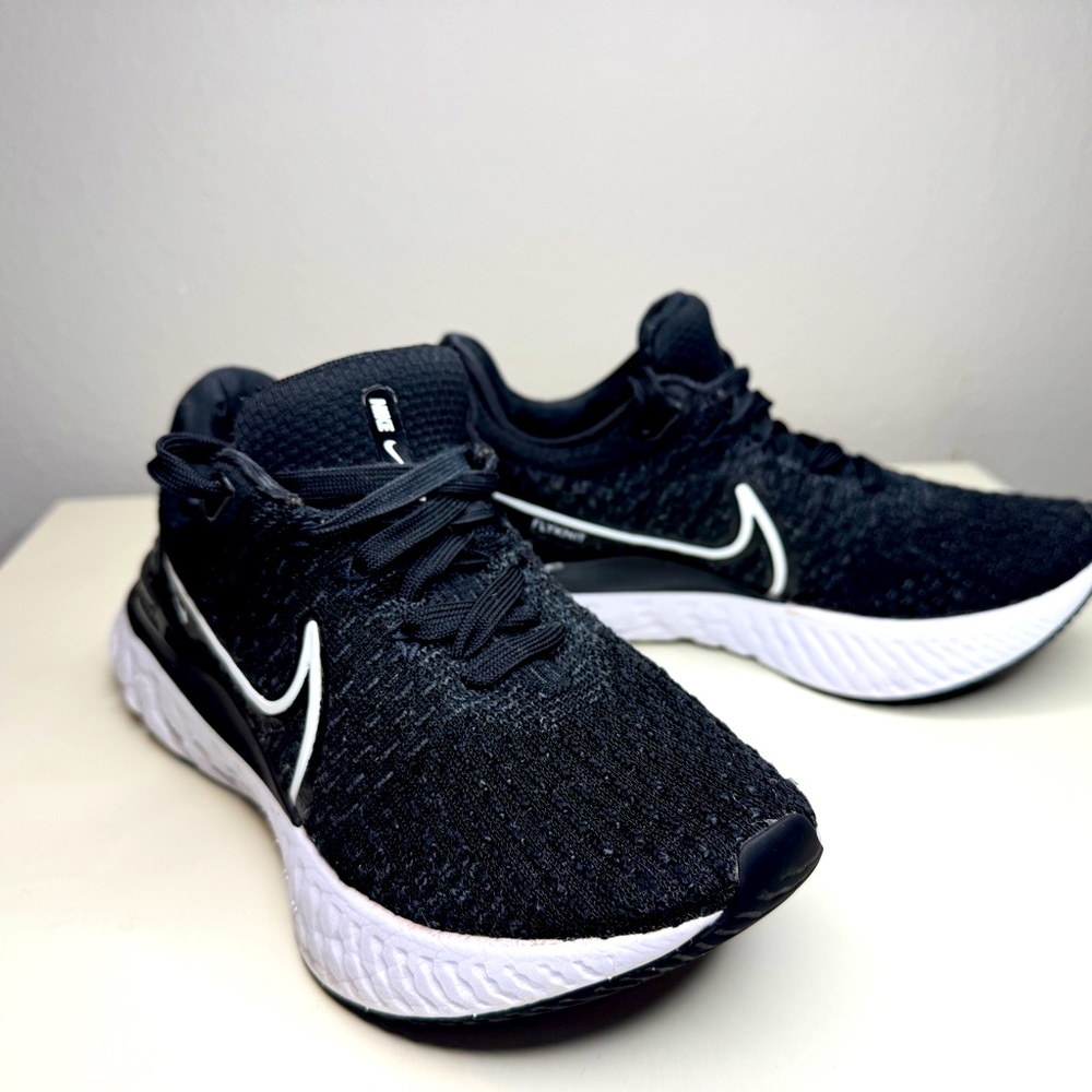Nike DD3024-001 Flyknit React Infinity Black Running Sneaker Shoes Women's US 6
